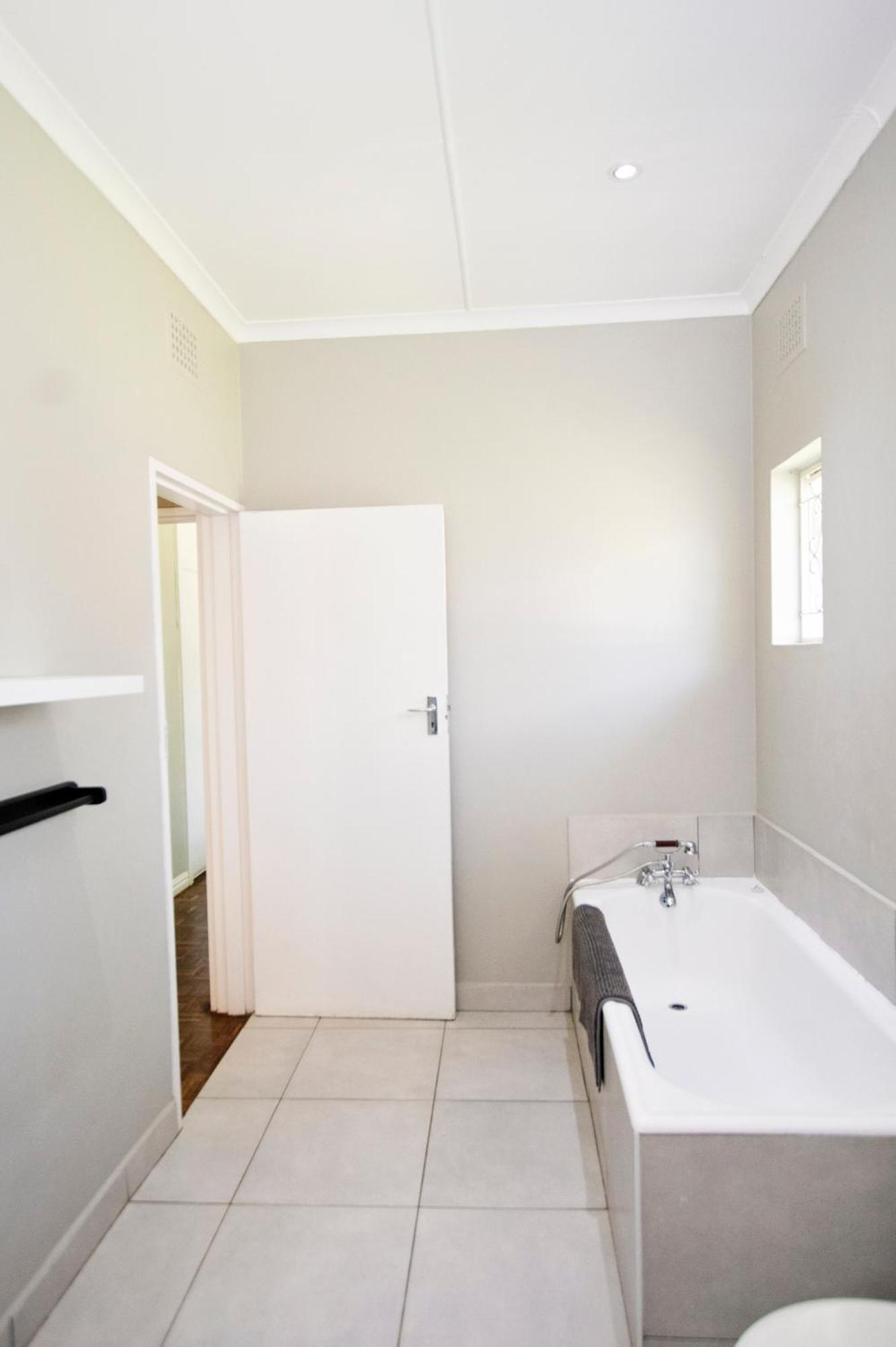 Pendennis Apartment *
